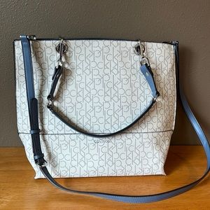 Calvin Klein NWOT signature tote large crossbody